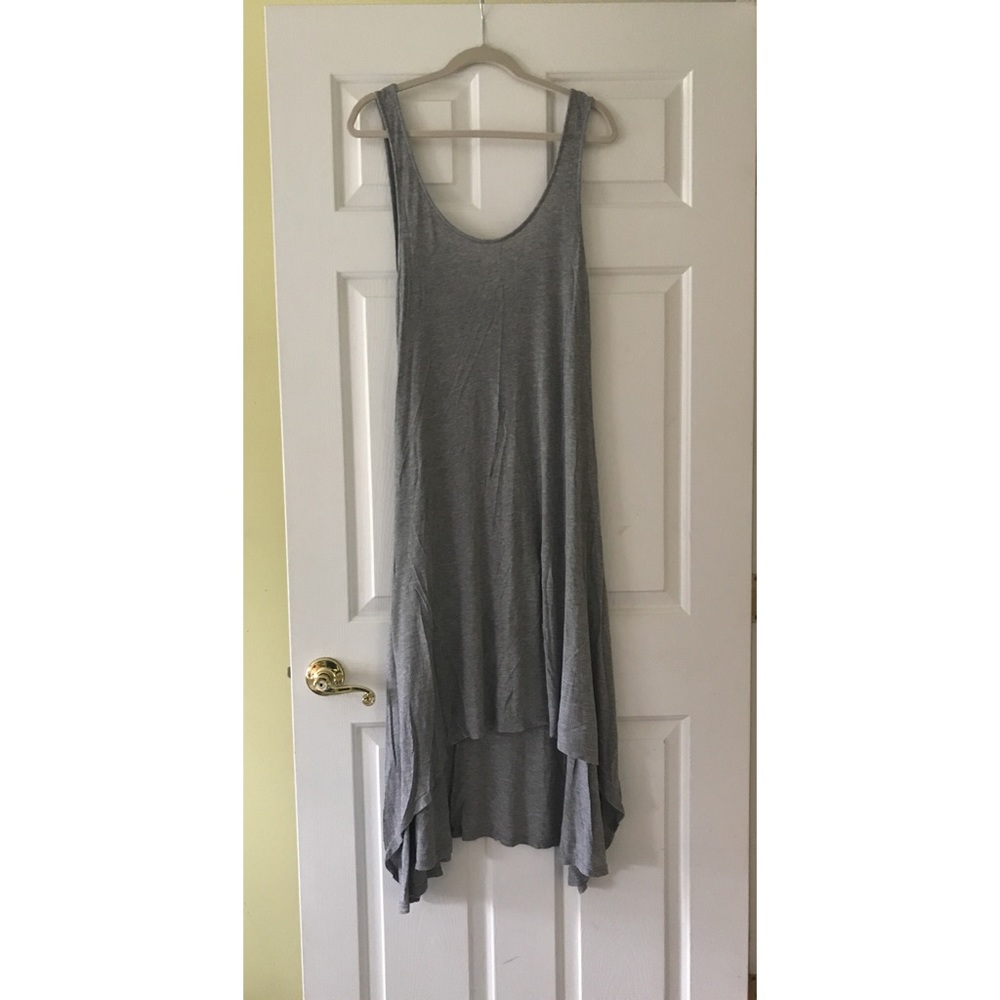 Sleeveless midi dress
